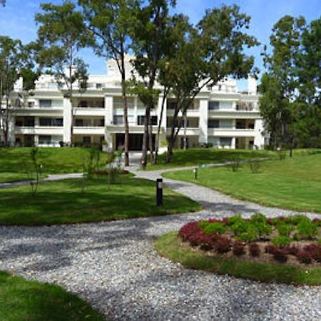 埃斯特角城绿色公园 - 滨海略雷特公寓式酒店 蓬塔巴雷纳 客房 照片