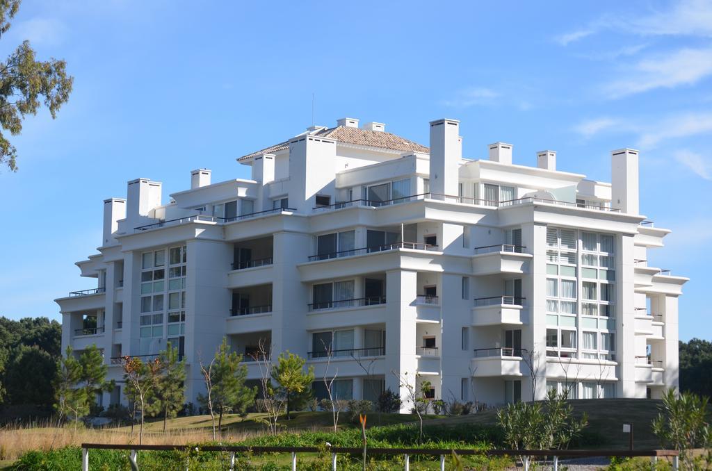 埃斯特角城绿色公园 - 滨海略雷特公寓式酒店 蓬塔巴雷纳 外观 照片
